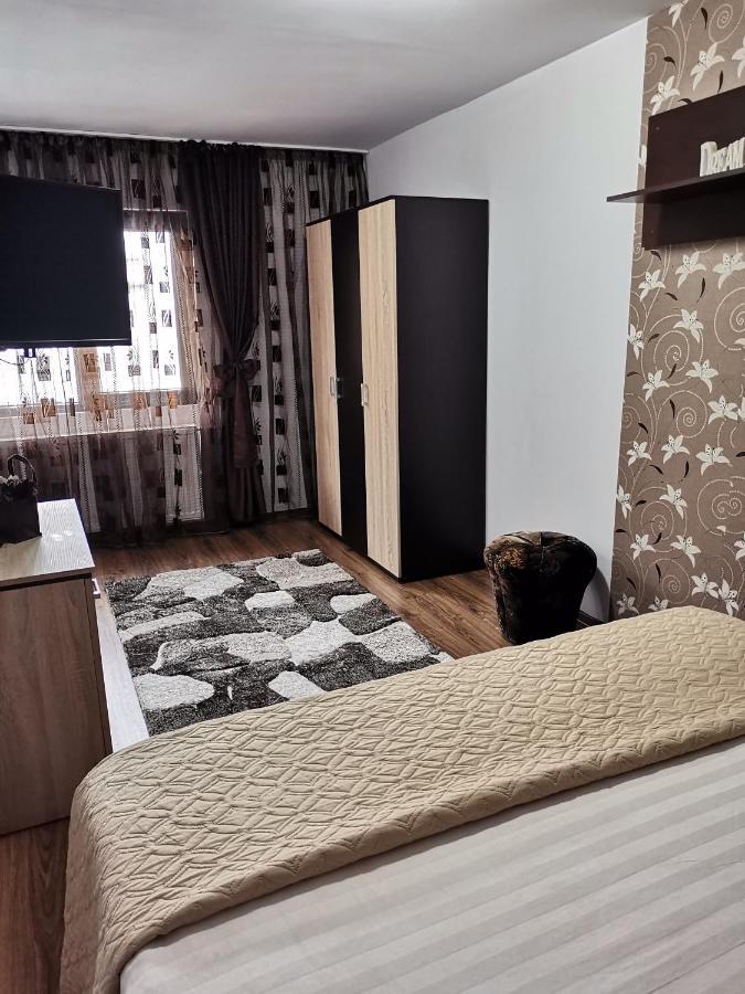 Shelby Accommodation -Adult Only- Sinaia Kültér fotó