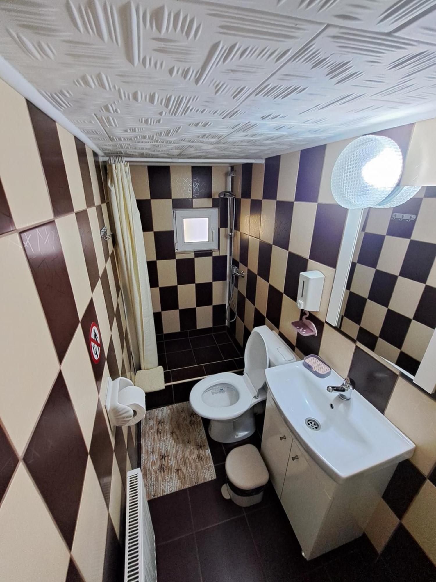 Shelby Accommodation -Adult Only- Sinaia Kültér fotó